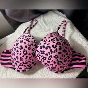 ☀️Joe Boxer Pink Leopard Bikini Top